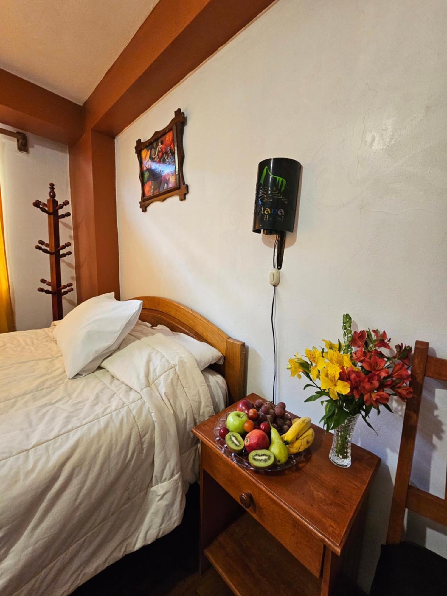 Hostal Con Vista A La Ciudad Santa Ana Cusco Exterior photo